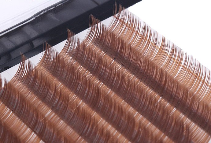 0.07 D 11mm colored eyelash extensions (1)